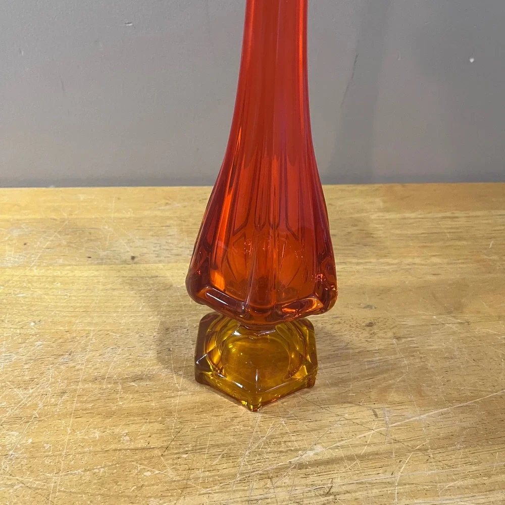 Vtg Viking Epic Column Swung Vase Amberina Orange Glows‎ MCM 20.5
